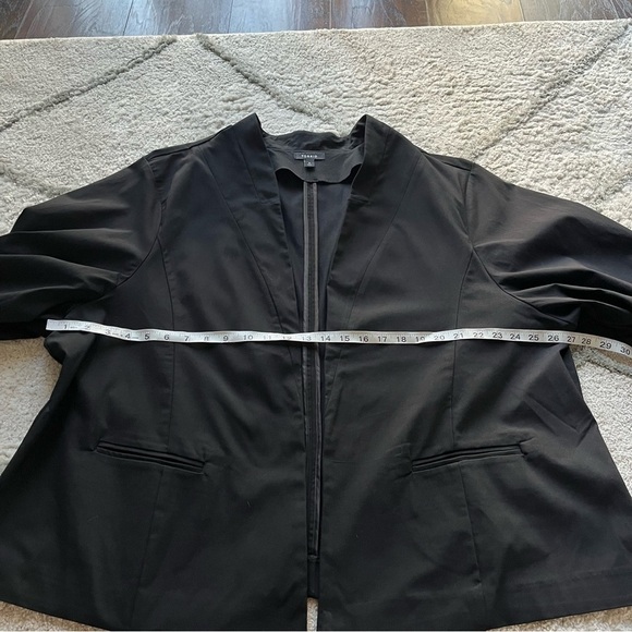Torrid Black Blazer Jacket 3/4 Length Ruched Sleeves 6X - Picture 9 of 9